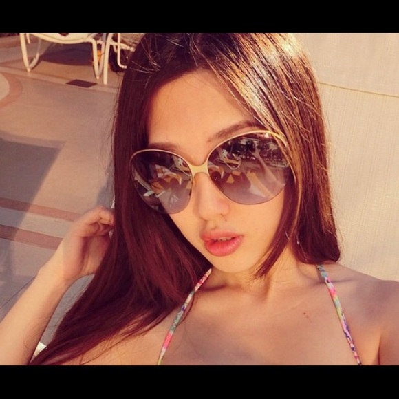 MIU MIU Sunglasses ✨✨✨ - Picture 8 of 8